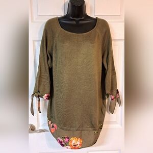 New York & Company Khaki Sweater with Shirttail Hem